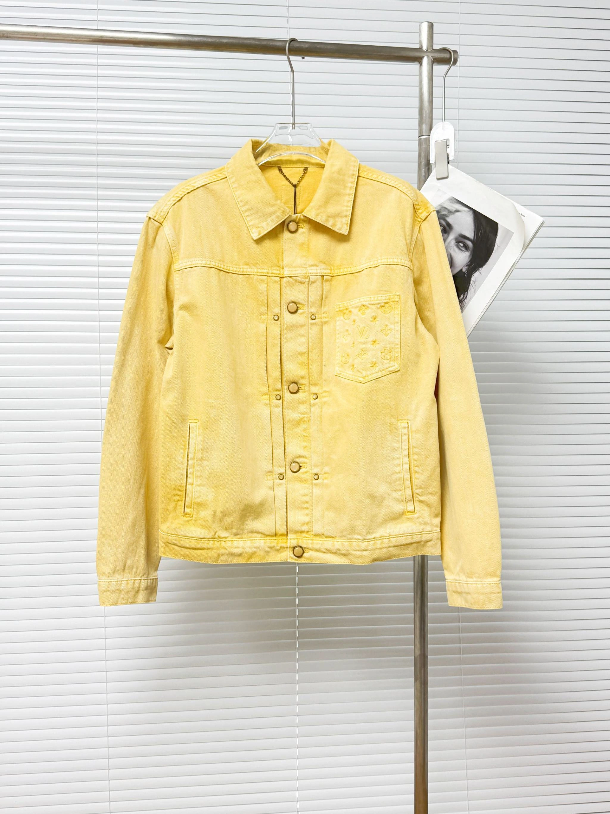 wg.luxury- 8V item:E-F409G2630